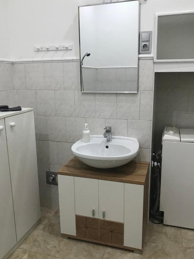 Szenes-House Apartman Boedapest Buitenkant foto
