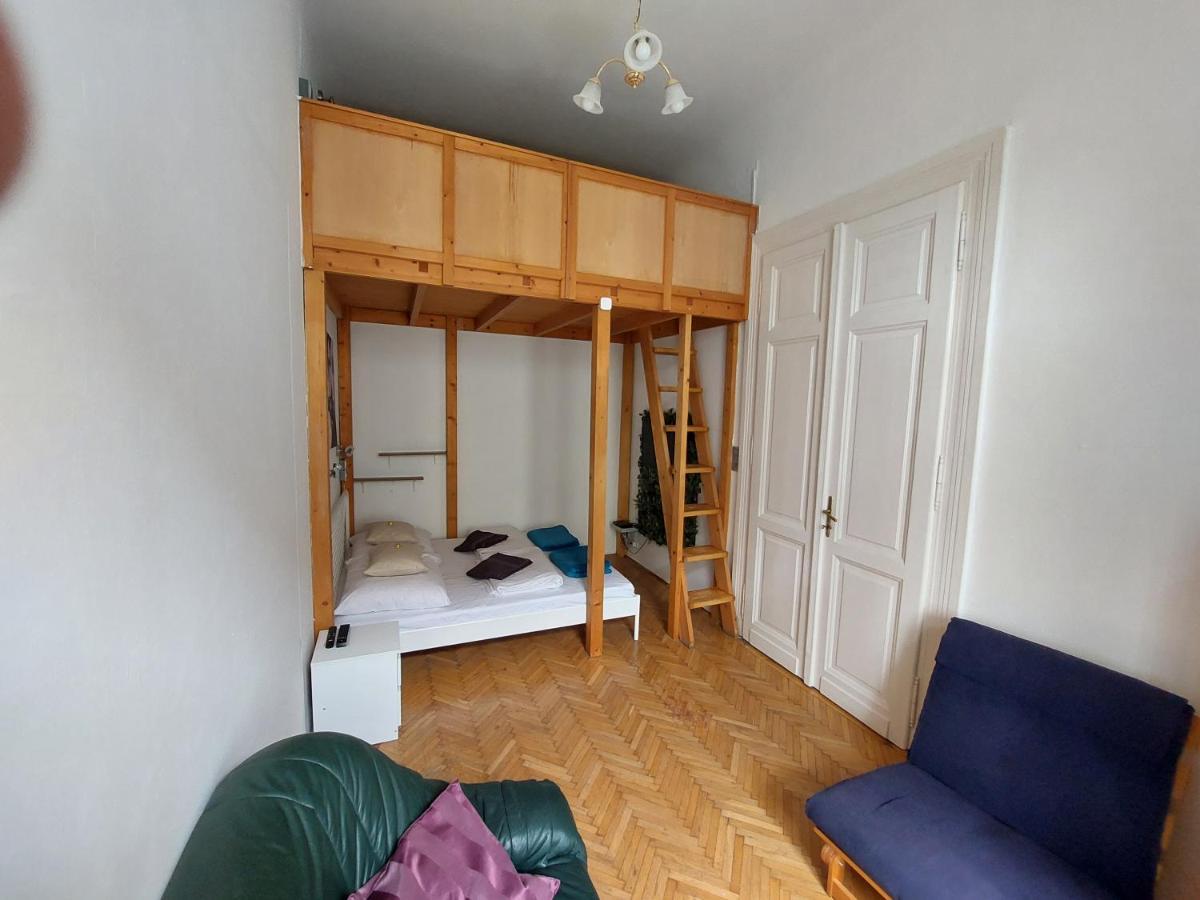 Szenes-House Apartman Boedapest Buitenkant foto